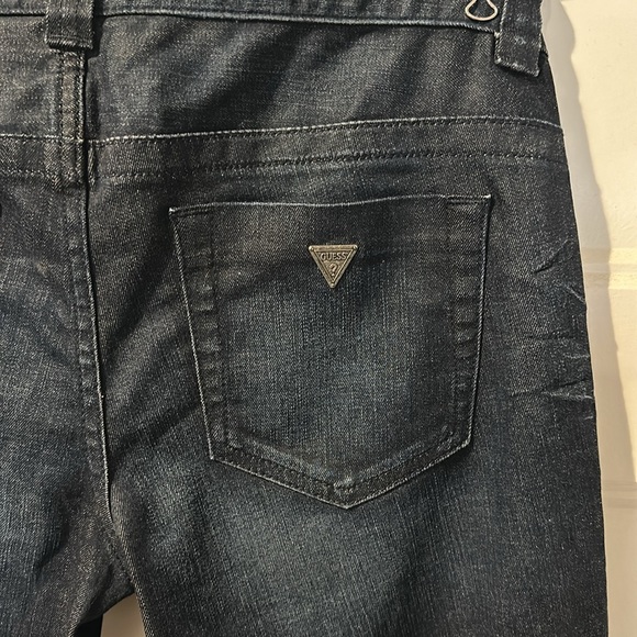 Guess Jeans - Picture 5 of 7